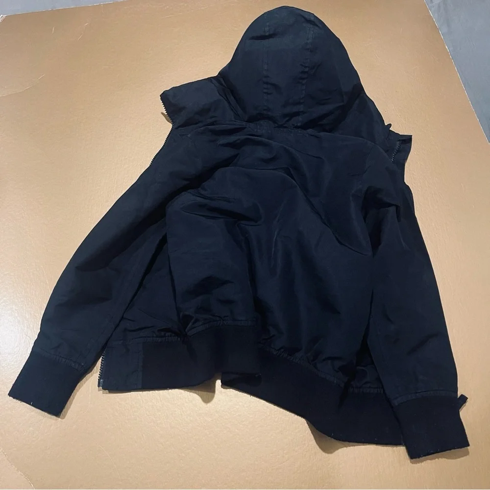 The Children’s Place Black Hoodie Jacket Size Small (5/6)